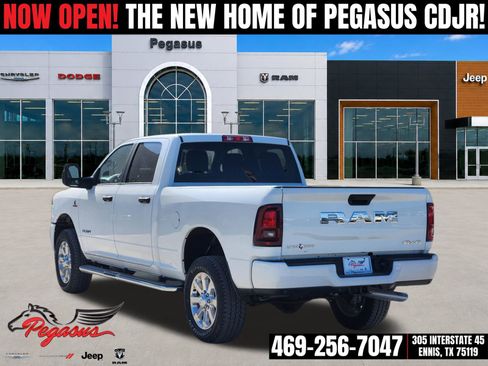 New 2026 RAM 2500 Lone Star AWD/4WD image 5