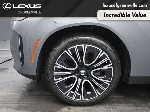 Used 2025 BMW X3 xDrive30i w/ Premium Package image 9