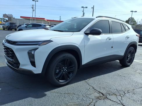 New 2026 Chevrolet Trax ACTIV w/ Driver Confidence Package image 8