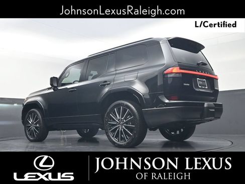 Used 2025 Lexus GX 550 w/ Cold Area Package AWD/4WD image 19