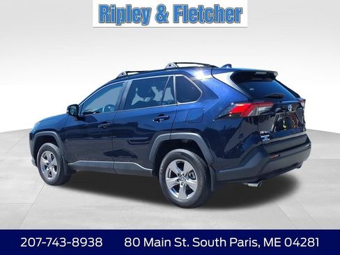 Used 2022 Toyota RAV4 XLE w/ Convenience Package AWD/4WD image 8