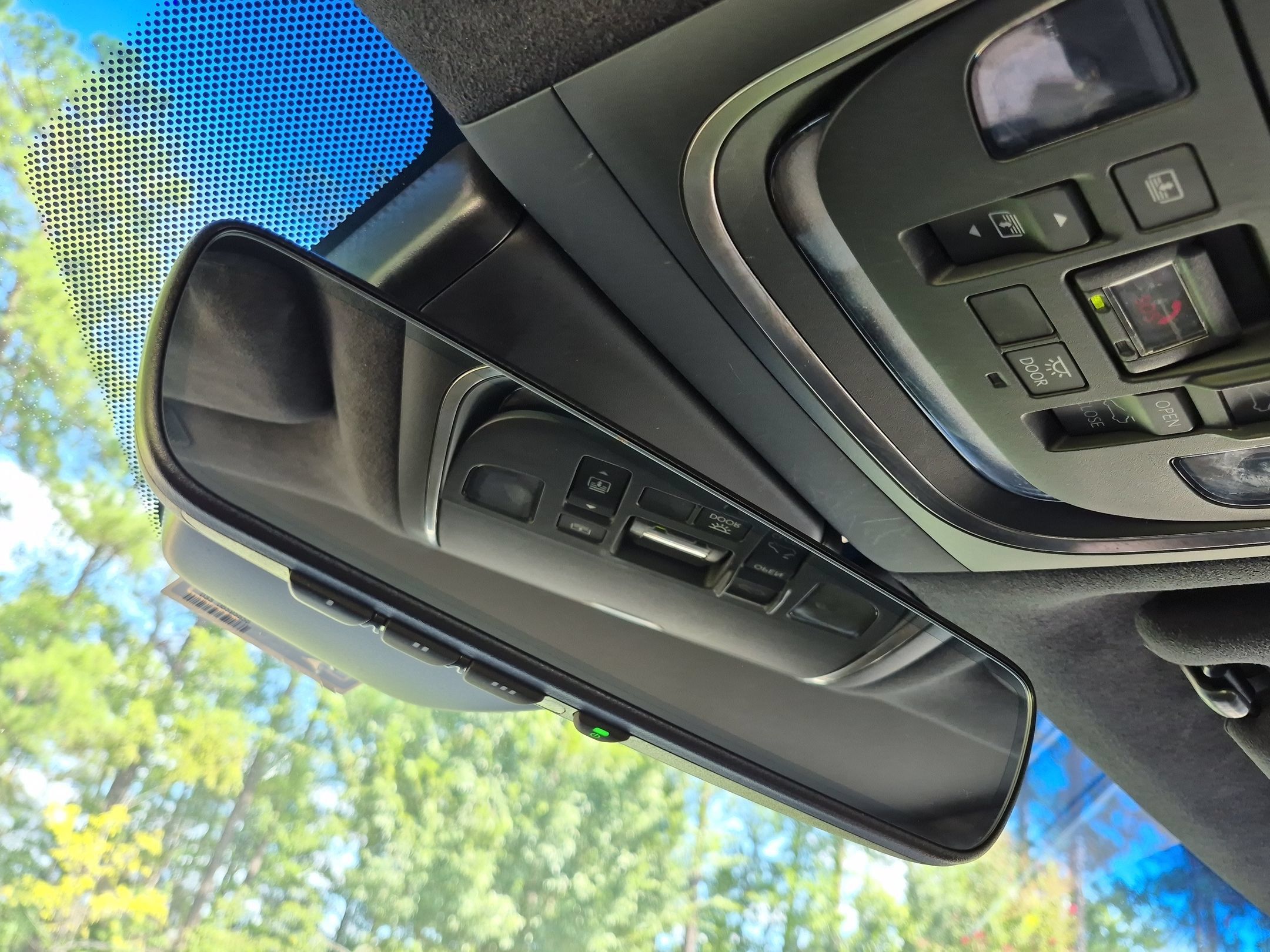Used 2023 Lexus LS 500 w/ Interior Upgrade Package RWD image 15