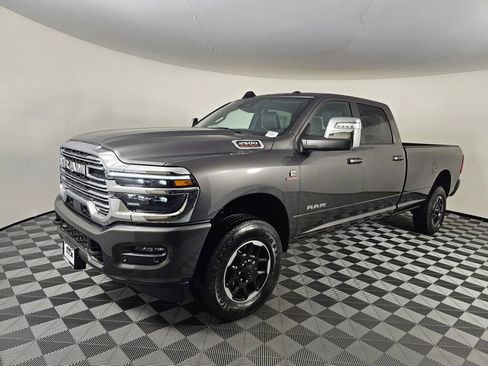 New 2025 RAM 2500 Laramie image 8