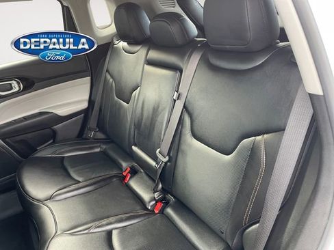 Used 2022 Jeep Compass Limited image 17