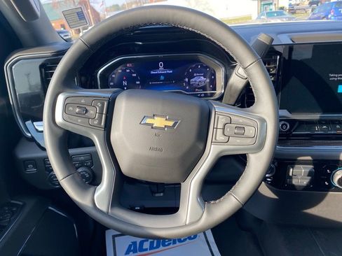 New 2025 Chevrolet Silverado 1500 LT image 11