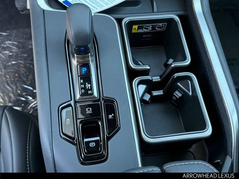 New 2026 Lexus TX 500h AWD image 21