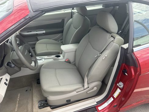 Used 2008 Chrysler Sebring LX w/ Convenience Group image 12