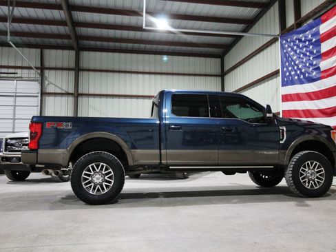 Used 2017 Ford F250 King Ranch w/ King Ranch Ultimate Package image 13