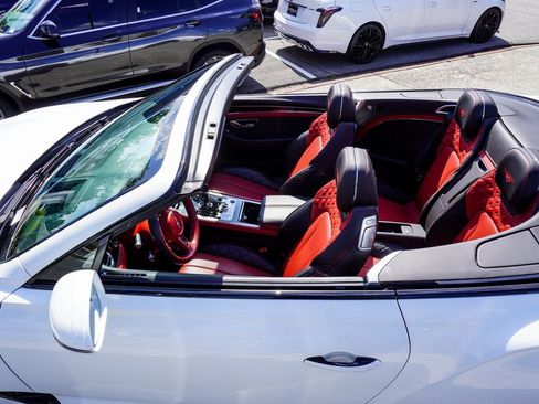 Used 2021 Bentley Continental GT Mulliner image 4