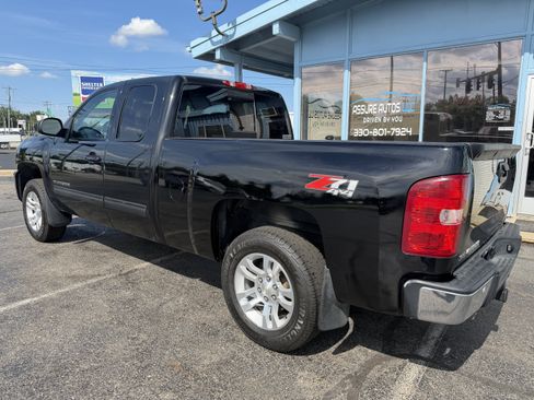 Used 2013 Chevrolet Silverado 1500 LTZ w/ LTZ Plus Package AWD/4WD image 3