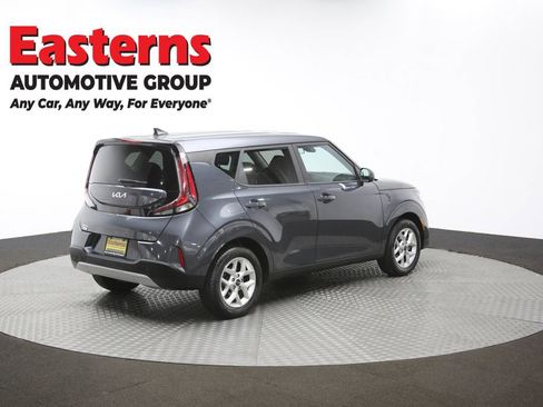 Used 2023 Kia Soul LX w/ LX Technology Package image 41