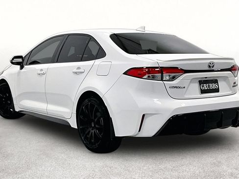 Used 2023 Toyota Corolla SE FWD image 15