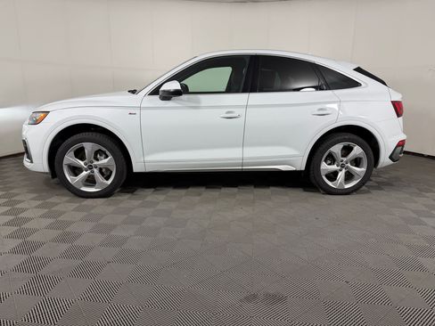 Used 2024 Audi Q5 2.0T Premium Plus w/ Premium Plus Package AWD/4WD image 2