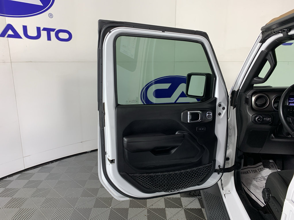 Used 2018 Jeep Wrangler Unlimited Sport S AWD/4WD image 14