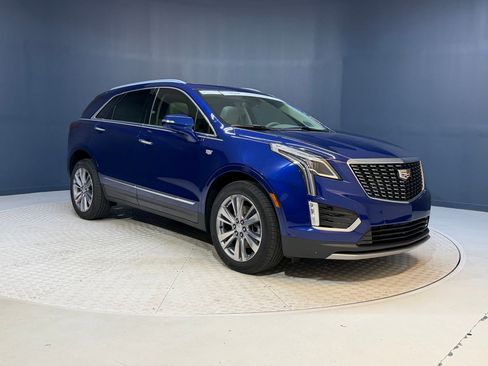 Certified 2024 Cadillac XT5 Premium Luxury FWD image 7