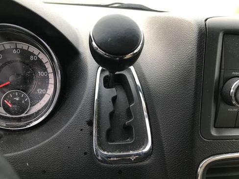 Used 2014 Dodge Grand Caravan American Value Package w/ UConnect Hands-Free Group image 7