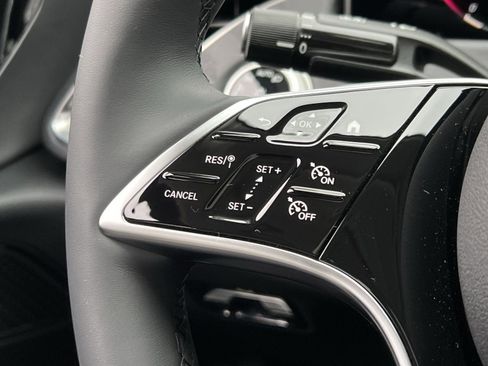 New 2026 Mercedes-Benz E 350 4MATIC Sedan image 31