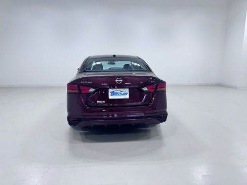 Used 2023 Nissan Altima 2.5 SV image 7