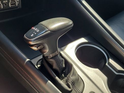 Used 2024 Dodge Durango GT RWD image 30