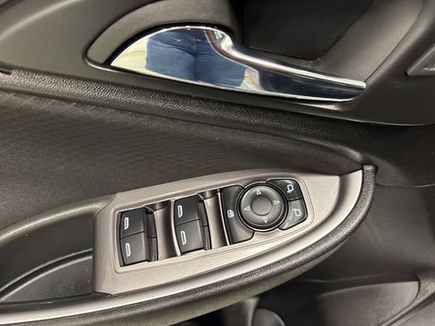 Used 2022 Chevrolet Malibu RS image 14
