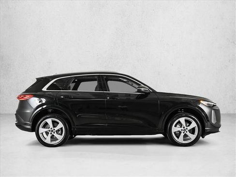 New 2025 Audi Q5 Premium Plus image 4