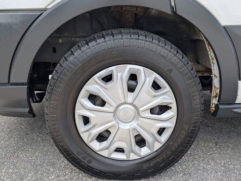 Used 2018 Ford Transit 250 148 Medium Roof RWD image 6
