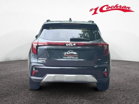 Used 2024 Kia Seltos EX AWD/4WD image 8