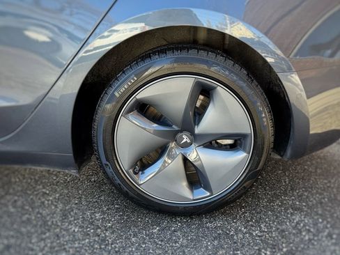 Used 2020 Tesla Model 3 Standard Range Plus image 12