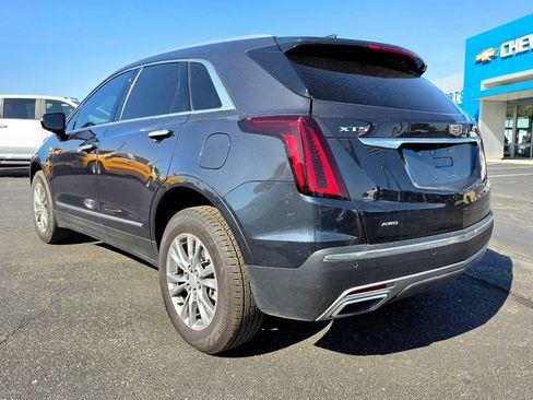 Used 2021 Cadillac XT5 Premium Luxury w/ LPO, Floor Liner Package FWD image 4