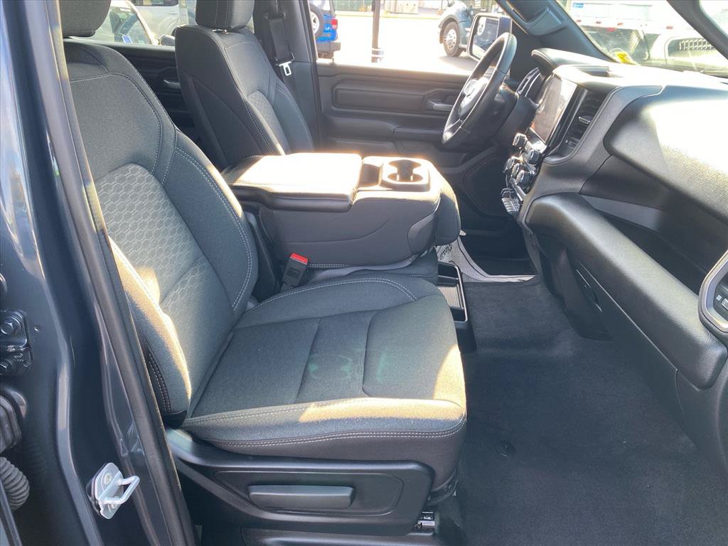 Certified 2025 RAM 1500 Tradesman w/ Night Edition AWD/4WD image 24