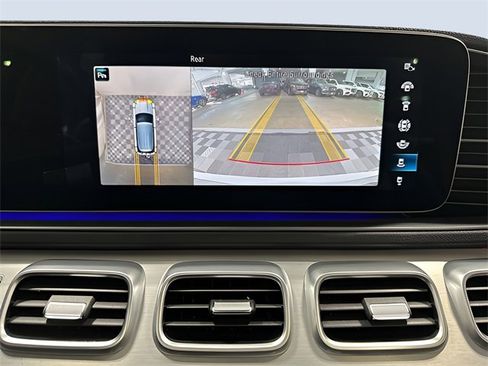 Used 2023 Mercedes-Benz GLE 53 AMG 4MATIC image 24