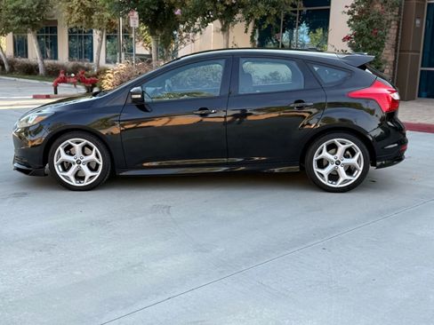Used 2013 Ford Focus ST image 8