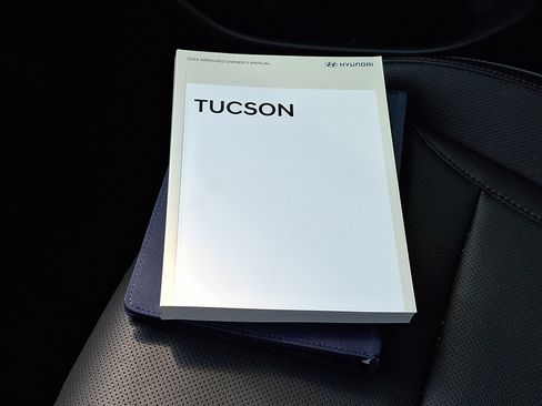 Used 2024 Hyundai Tucson Limited AWD/4WD image 26