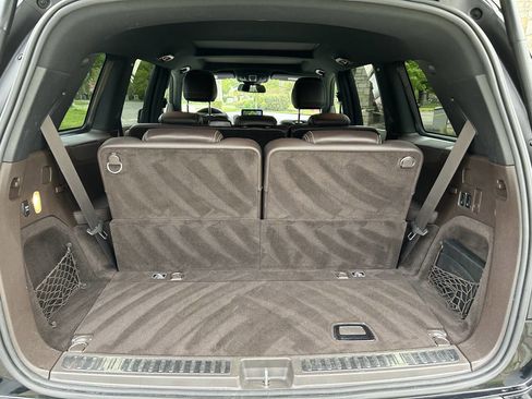 Used 2019 Mercedes-Benz GLS 450 4MATIC image 17