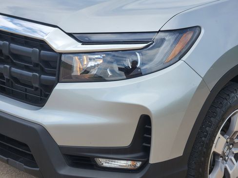 Used 2025 Honda Ridgeline RTL image 10