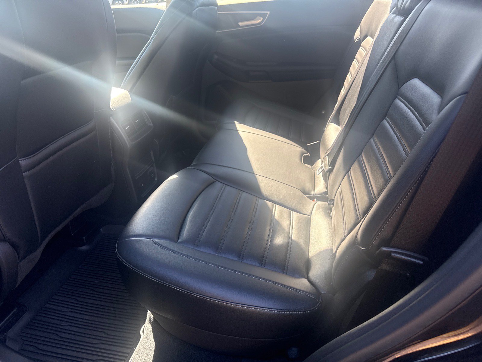 Used 2023 Ford Edge SEL w/ Convenience Package AWD/4WD image 11