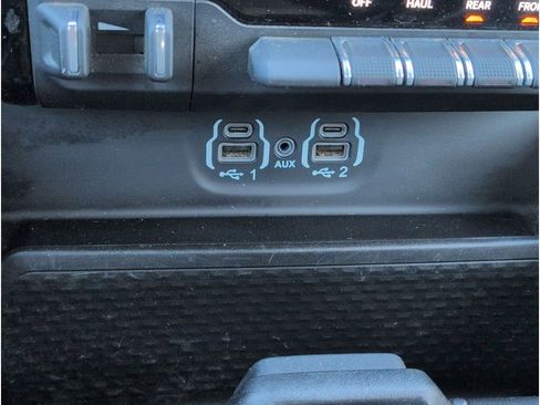 Used 2023 RAM 1500 Laramie image 18