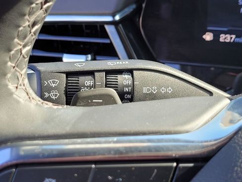 Used 2025 Chevrolet Tahoe LT AWD/4WD image 25