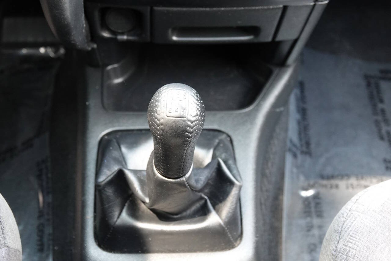 Used 2005 Honda CR-V EX image 78