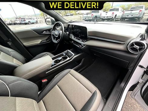 Used 2025 Chevrolet Equinox LT w/ Convenience Package II AWD/4WD image 19