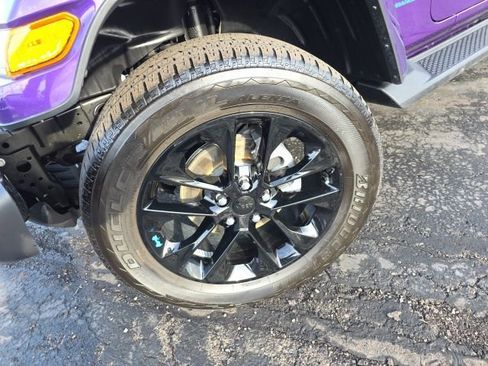 Used 2023 Jeep Wrangler Unlimited Sahara w/ Cold Weather Group image 57