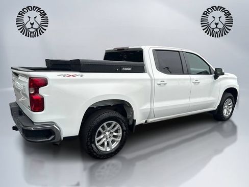 Used 2021 Chevrolet Silverado 1500 LT AWD/4WD image 6
