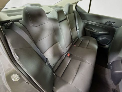 Used 2025 Nissan Altima 2.5 SV FWD image 25