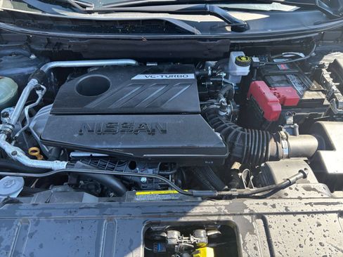 Used 2025 Nissan Rogue SV FWD image 34