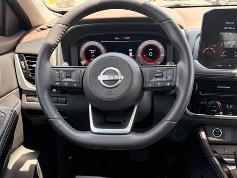 Certified 2023 Nissan Rogue Platinum w/ Platinum Premium Package AWD/4WD image 26