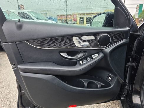 Used 2018 Mercedes-Benz GLC 300 image 21