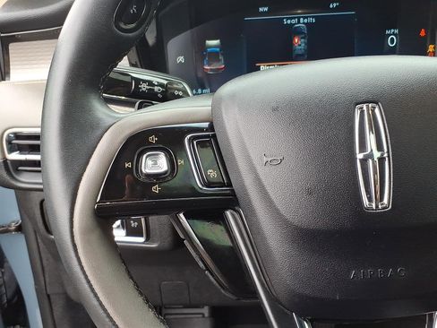 Used 2023 Lincoln Corsair AWD w/ Equipment Group 101A image 18