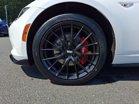 Used 2024 MAZDA MX-5 Miata RF Club RWD image 9