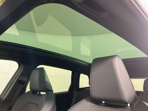 Certified 2025 BMW X3 xDrive30i w/ M Sport Package image 23