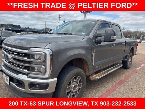 Used 2024 Ford F250 Lariat w/ FX4 Off-Road Package image 3
